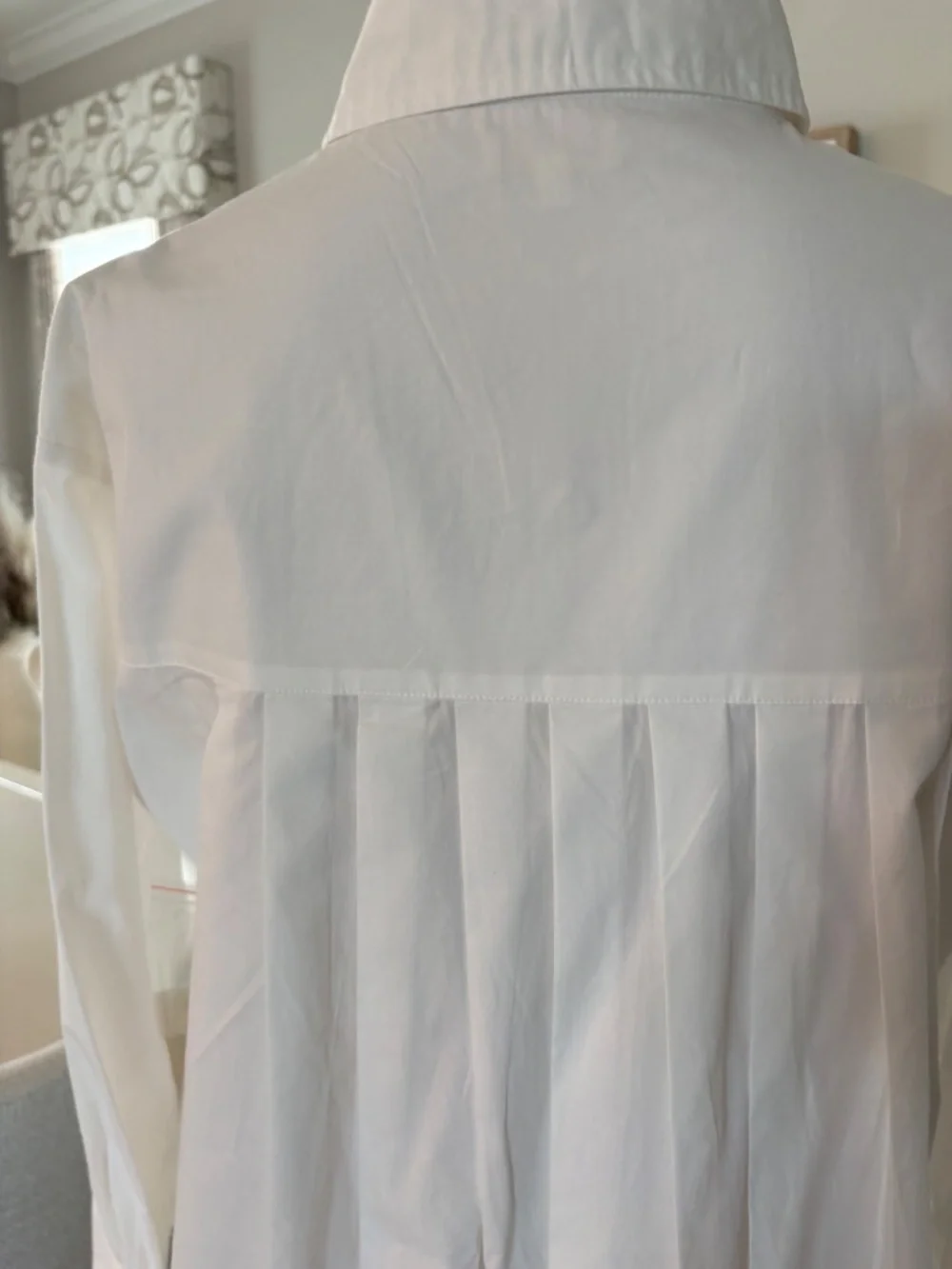 NWT Parker Carmelo button-up shirt - Picture 7 of 10